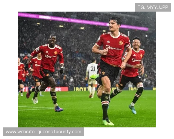 纽卡斯尔联对阵曼彻斯特联,两队争夺欧战席位关键战